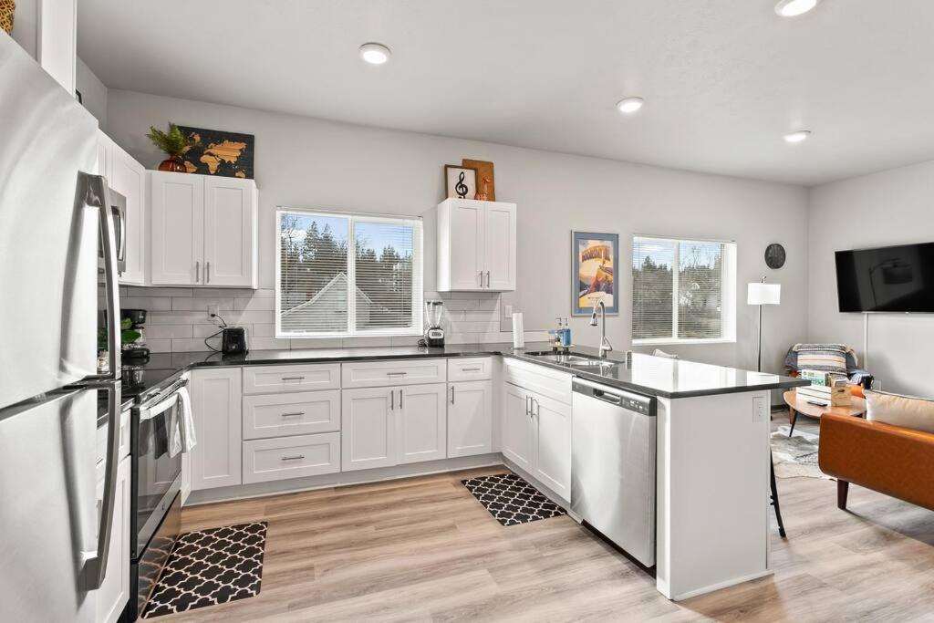 Appartement New 2 Bed 2 Bath Near Perry District And Dt à Spokane Extérieur photo