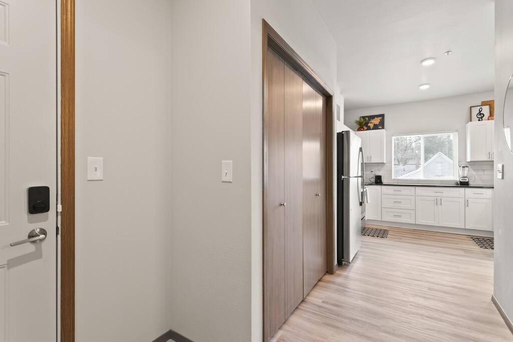 Appartement New 2 Bed 2 Bath Near Perry District And Dt à Spokane Extérieur photo