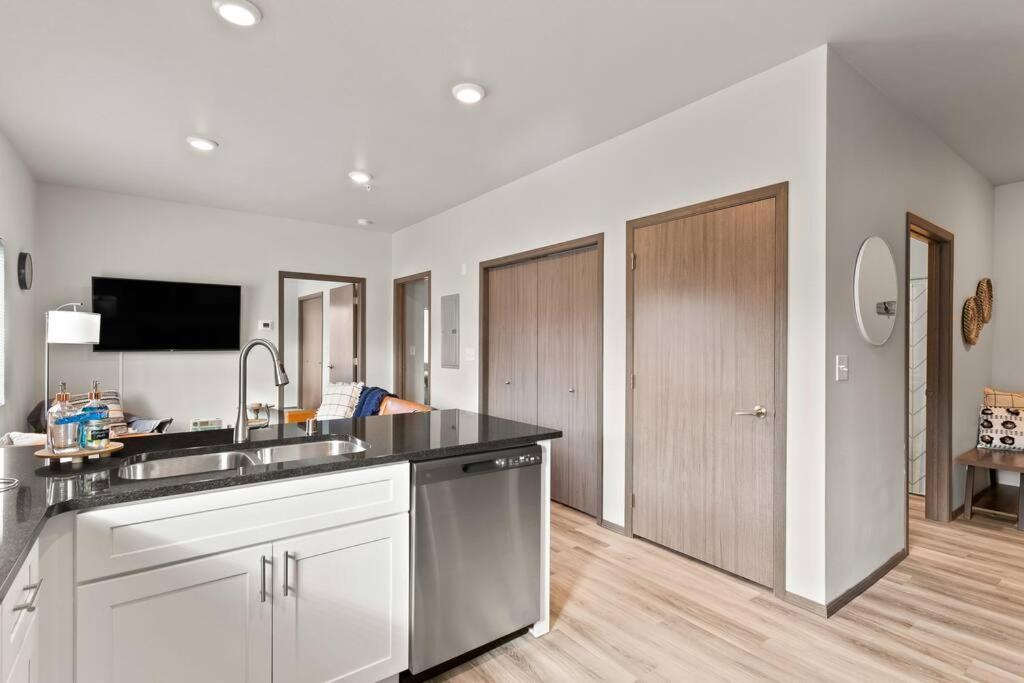 Appartement New 2 Bed 2 Bath Near Perry District And Dt à Spokane Extérieur photo
